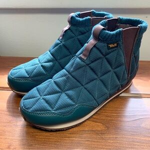 Teva | ReEmber Mid :: Quilted Ankle Booties / Mocs